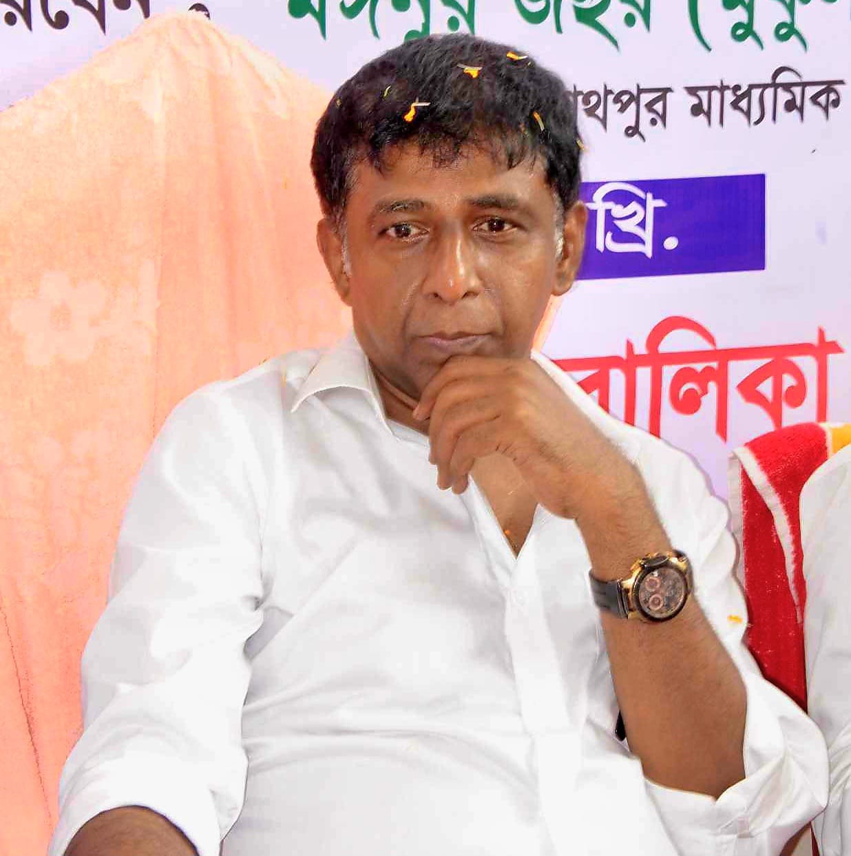 নড়াইলে সাবেক এমপি মুক্তিকে আসামী করে  ১৩৭জনের নামে আদালতে মামলা এজাহার হিসেবে গ্রহণের নির্দেশ