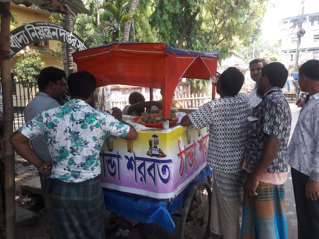 বিদ্যুতের ভয়াবহ লোড শেডিংয়ে নাকাল সাতক্ষীরাবাসী