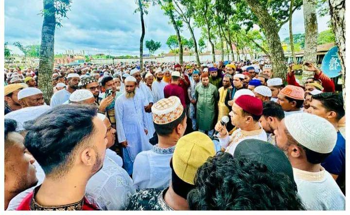ইশ্বরগঞ্জের মগটুলা ইউপি"র চেয়ারম্যান বদরুজ্জামান মামুনের জানাযা 