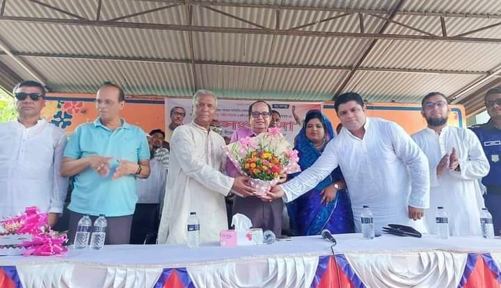 শালিখা উপজেলা পরিষদের নব-নির্বাচিত চেয়ারম্যানদের সবংর্ধনা