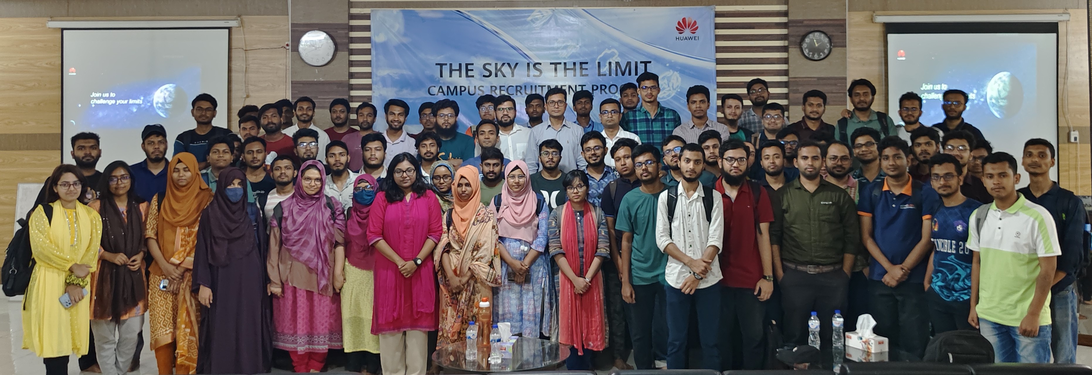 রুয়েট ও আহসানুল্লাহ বিশ্ববিদ্যালয়ে হুয়াওয়ের ক্যাম্পাস রিক্রুটমেন্ট