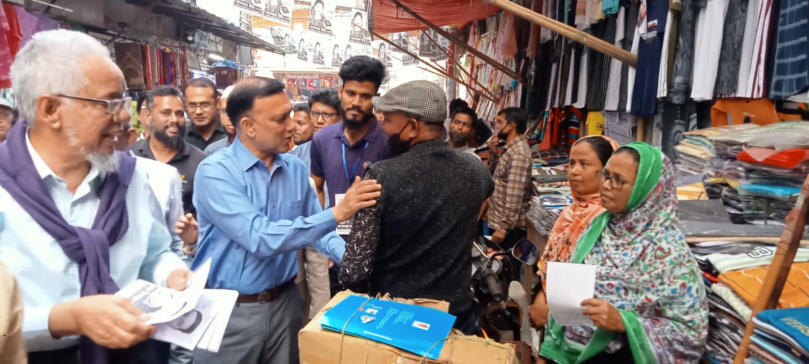 কোন প্রার্থীর মিথ্যা প্রতিশ্রুতিতে বিশ্বাস করবেন না, কেউ বিভ্রান্ত হবেন না,  মেয়র প্রার্থী ইকরামুল হক টিটু। 