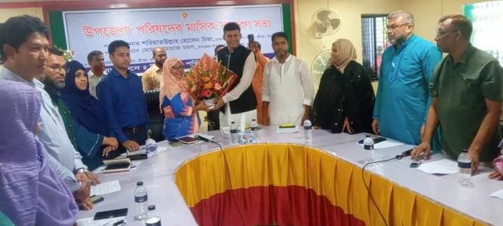 মাগুরায় শ্রীপুর উপজেলা পরিষদের নবনির্বাচিত ৩ জনপ্রতিনিধির দায়িত্ব গ্রহণ