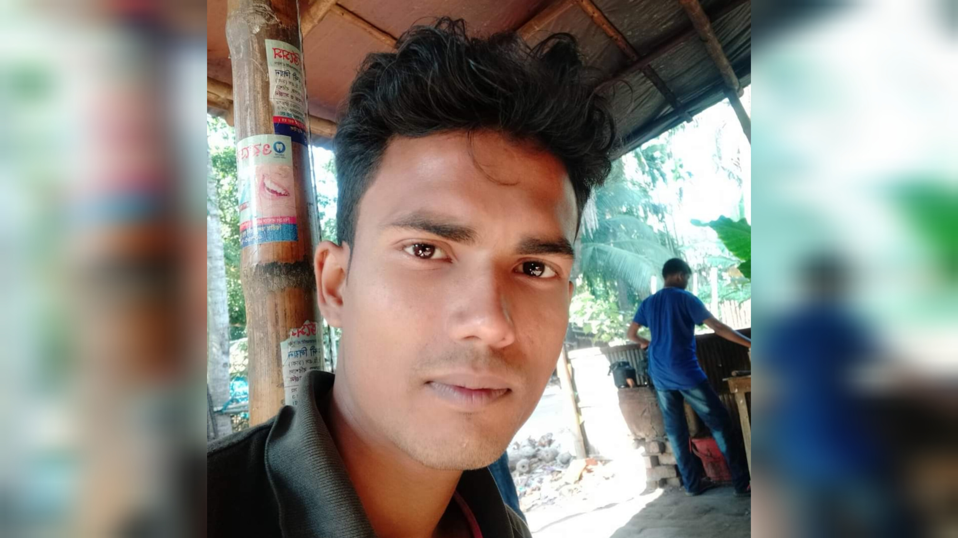 নড়াইলে নেশার টাকা না দেয়ায় মা-বাবাকে মেরে ঘরে আগুন ধরিয়ে দিল বখাটে যুবক