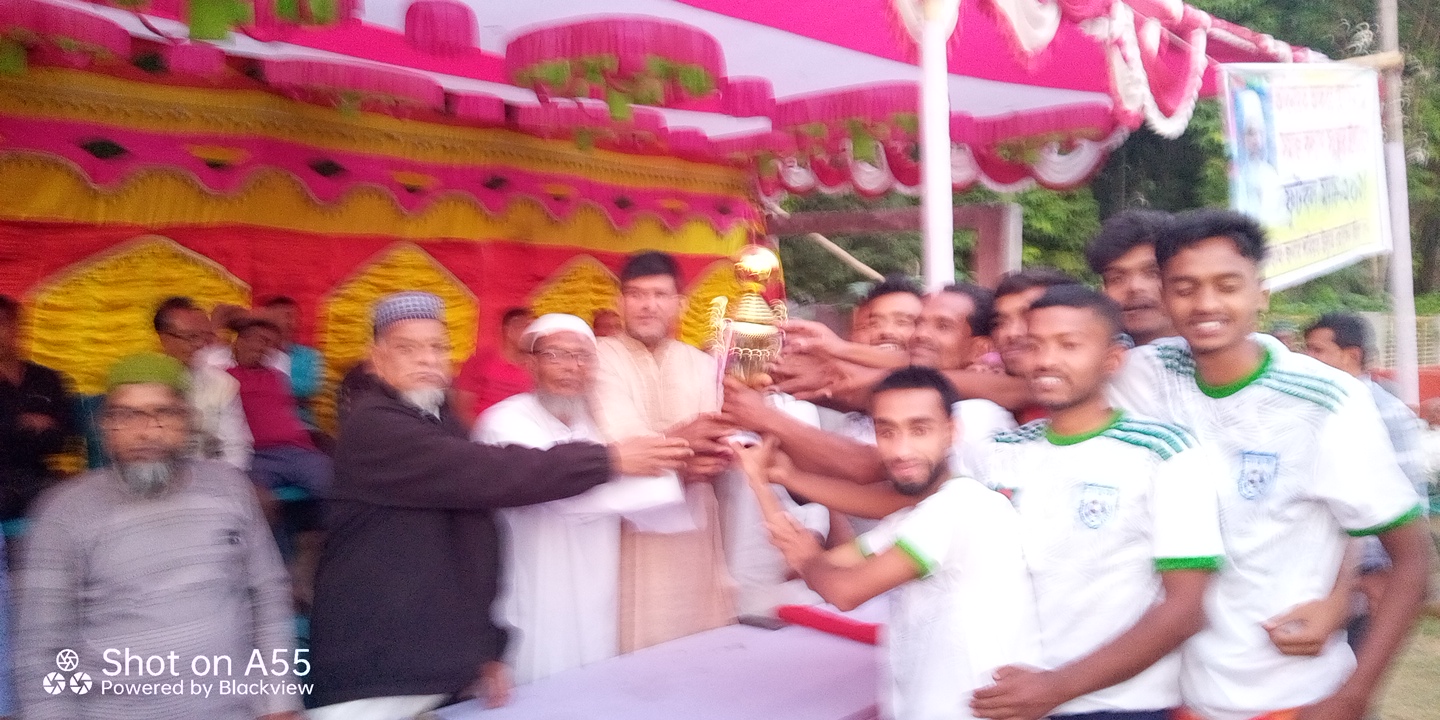মাগুরায় ফুটবল টুর্নামেন্টের ফাইনাল খেলা অনুষ্ঠিত 