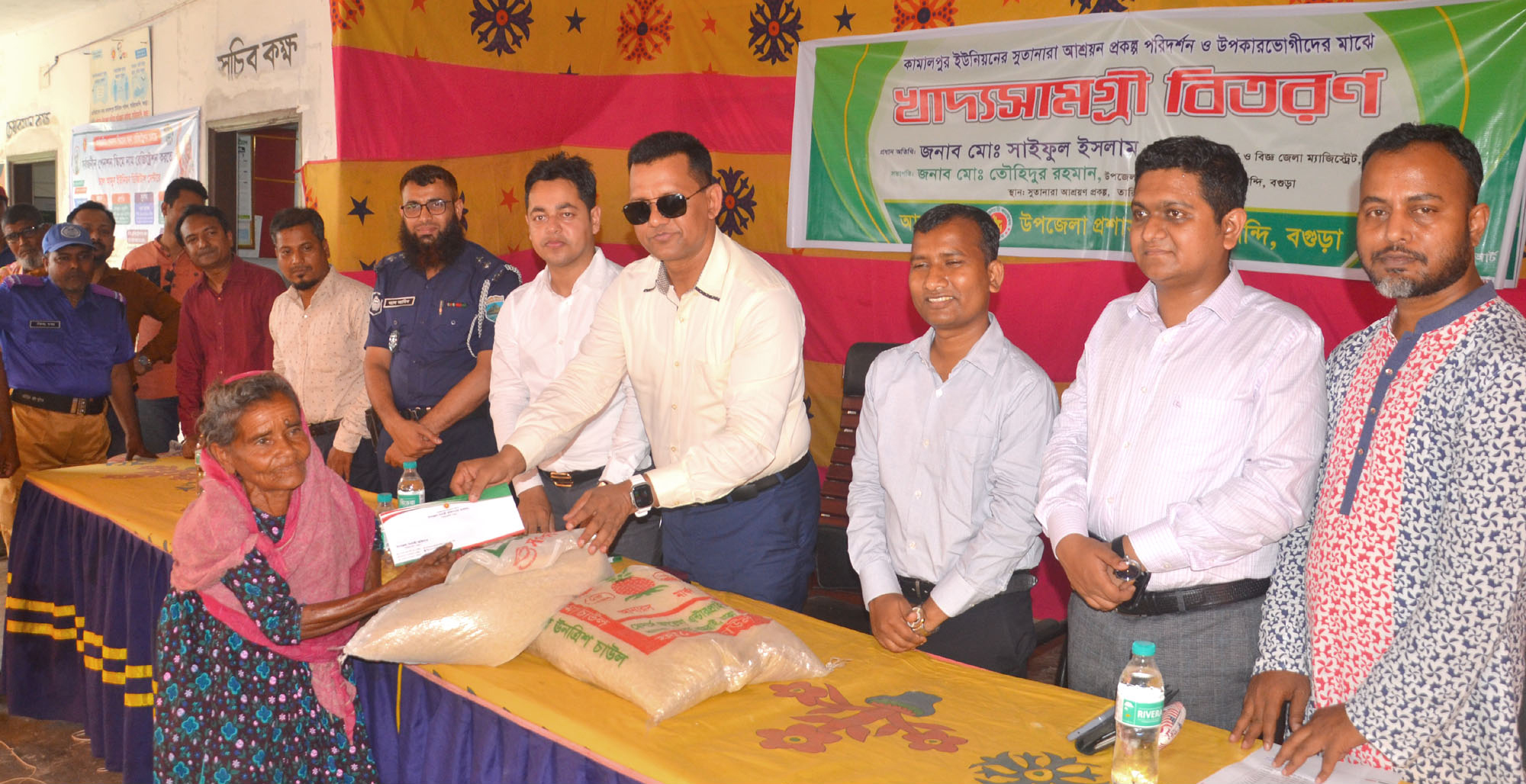 বগুড়ায় ভাঙ্গনকবলিত ২০ পরিবার খুঁজে পেলো সুখের নীড়