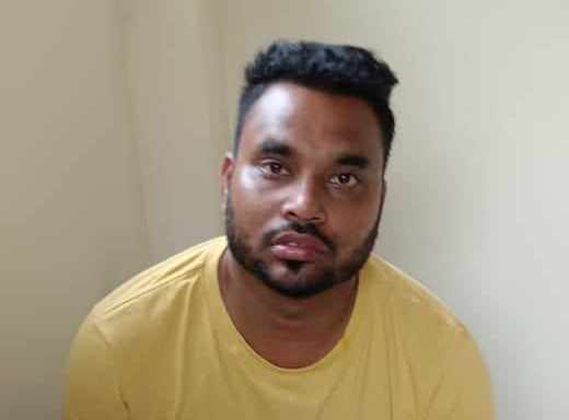 বেনাপোলে সন্দেহভাজন ছাত্রলীগ নেতা আটক